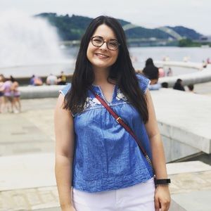 Meet your Posher, Catherine